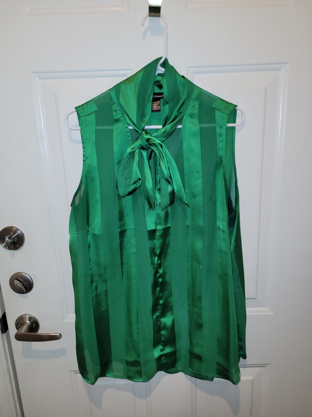 Ashley Stewart Emerald Green Sleeveless Tie-Neck Blouse.